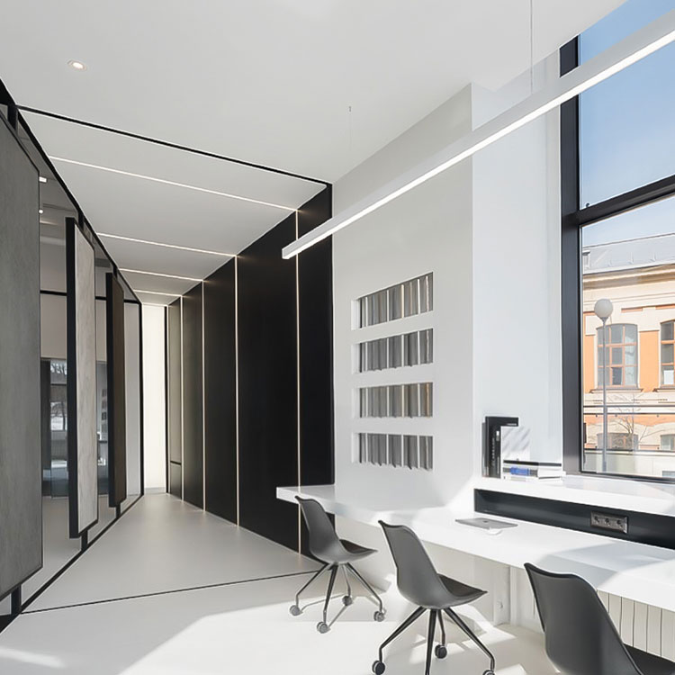 நவீன மேசை விளக்குகள் ஏன் வயர்லெஸ் சார்ஜிங் அம்சங்களைக் கொண்டுள்ளன